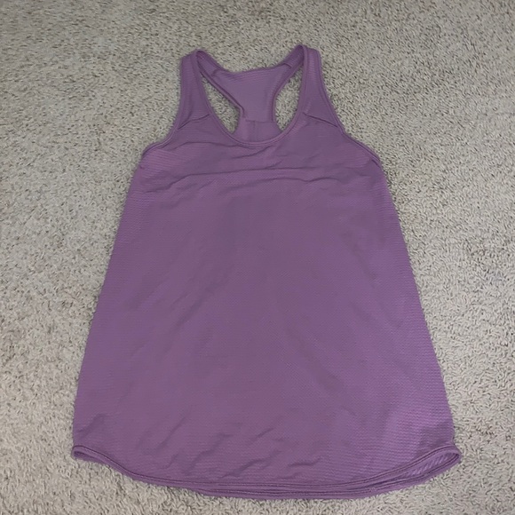 Lululemon workout top - Picture 1 of 3
